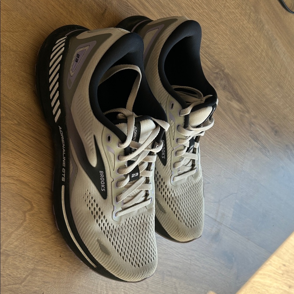 Brooks Men's Adrenaline GTS Athletic Shoes - Taupe and Black
